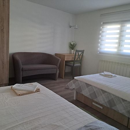 Apartman Luma Gospić Exterior foto