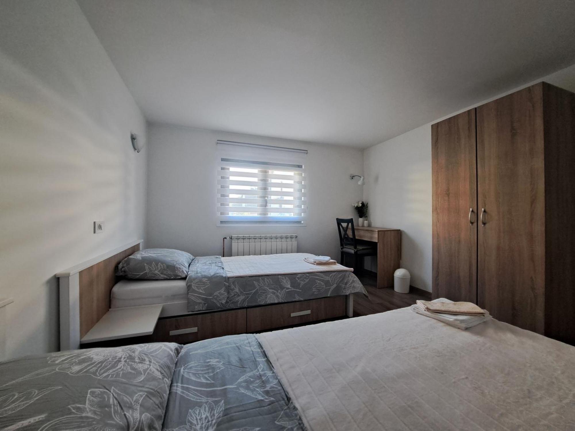 Apartman Luma Gospić Exterior foto