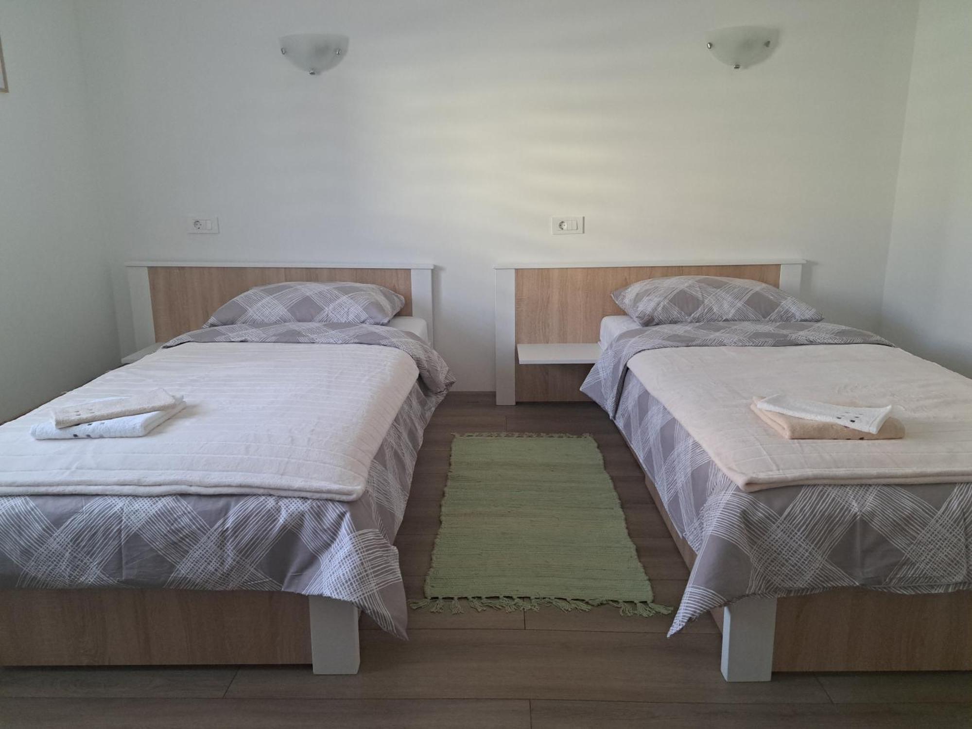 Apartman Luma Gospić Exterior foto